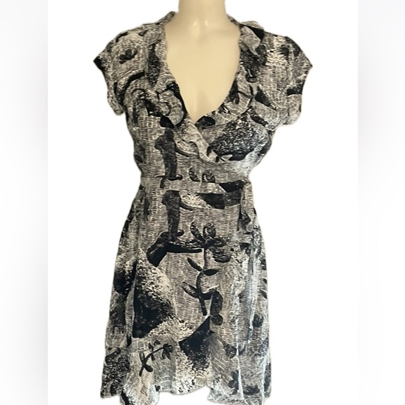 Sunday Best Black and white Savoy Floral Wrap ruffled dress - Picture 1 of 8